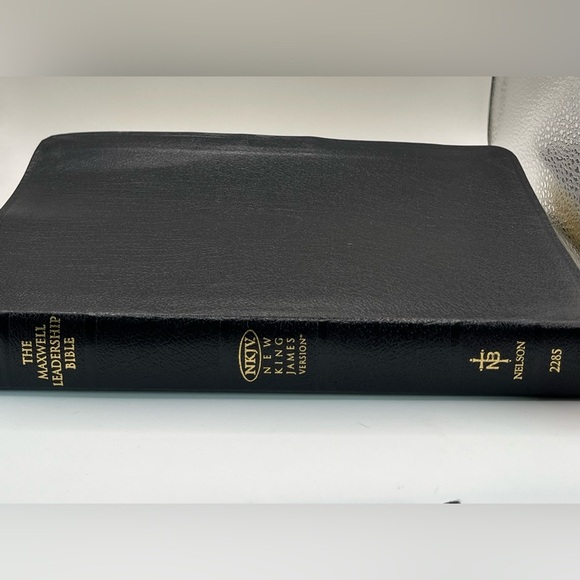 The Maxwell Leadership Bible NKJV Bonded Leather Black Christian Born Again - Picture 1 of 9